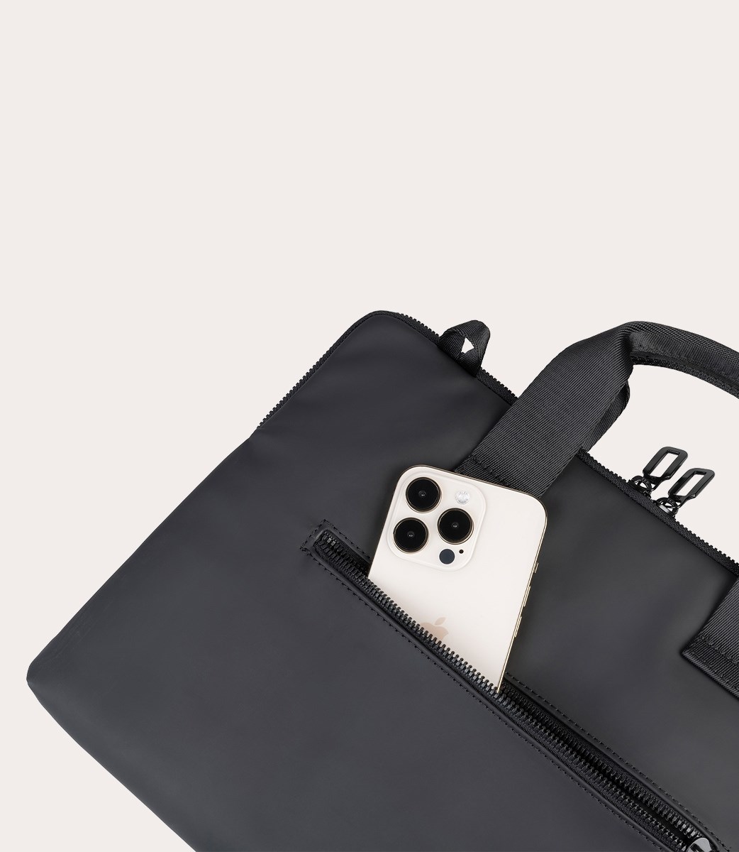 TUCANO CUSTODIA PER MACBOOK PRO 16"E LAPTOP 15.6",WATERPROOF,CON TASCA PER ACCESSORI,NERA