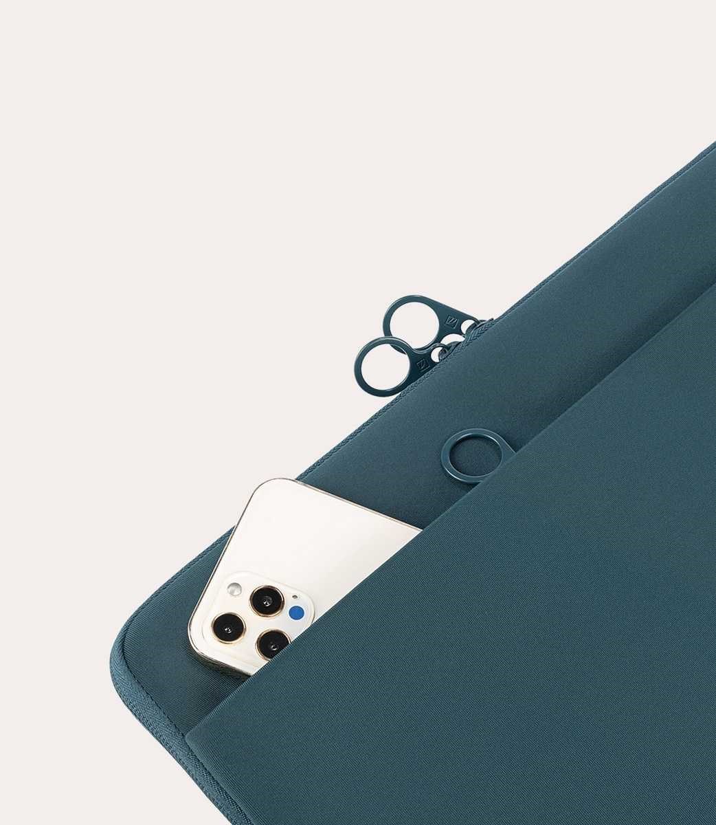 TUCANO CUSTODIA PER MACBOOK PRO 16"E LAPTOP 15.6",WATERPROOF,CON TASCA PER ACCESSORI,BLU